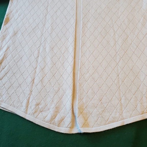 Patterned knit long sleeved sweater. NWOT - Picture 13 of 14